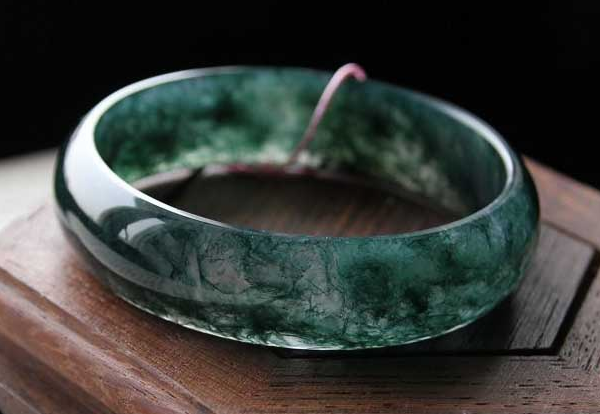 水草玛瑙一般什么价位 水草玛瑙的价格 水草玛瑙一般什么价位 水草玛瑙的价格