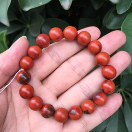 冰红玛瑙的功效与作用 冰红玛瑙图片介绍 冰红玛瑙的功效与作用 冰红玛瑙图片介绍