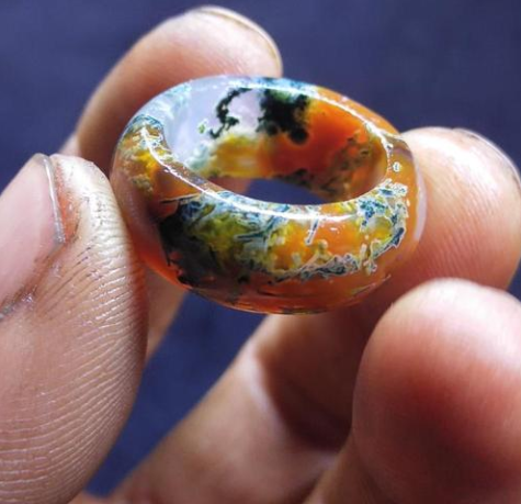 红油水草玛瑙的功效及寓意 红油水草玛瑙图片 红油水草玛瑙的功效及寓意 红油水草玛瑙图片